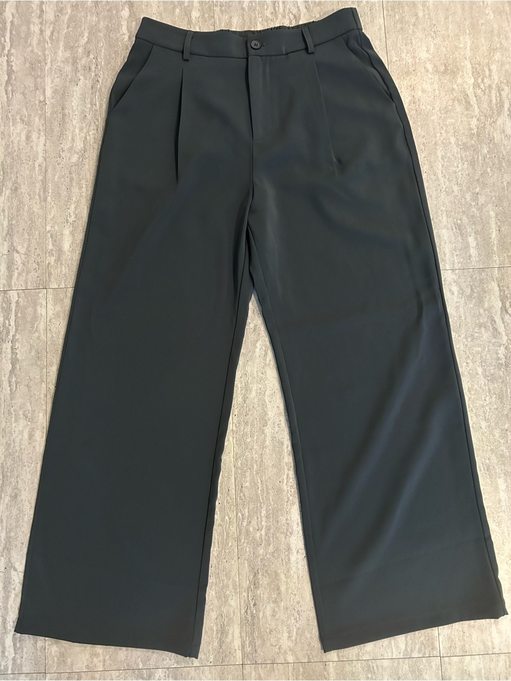 Relaxed Fit Wide-Leg Trousers in Charcoal — Business Casual